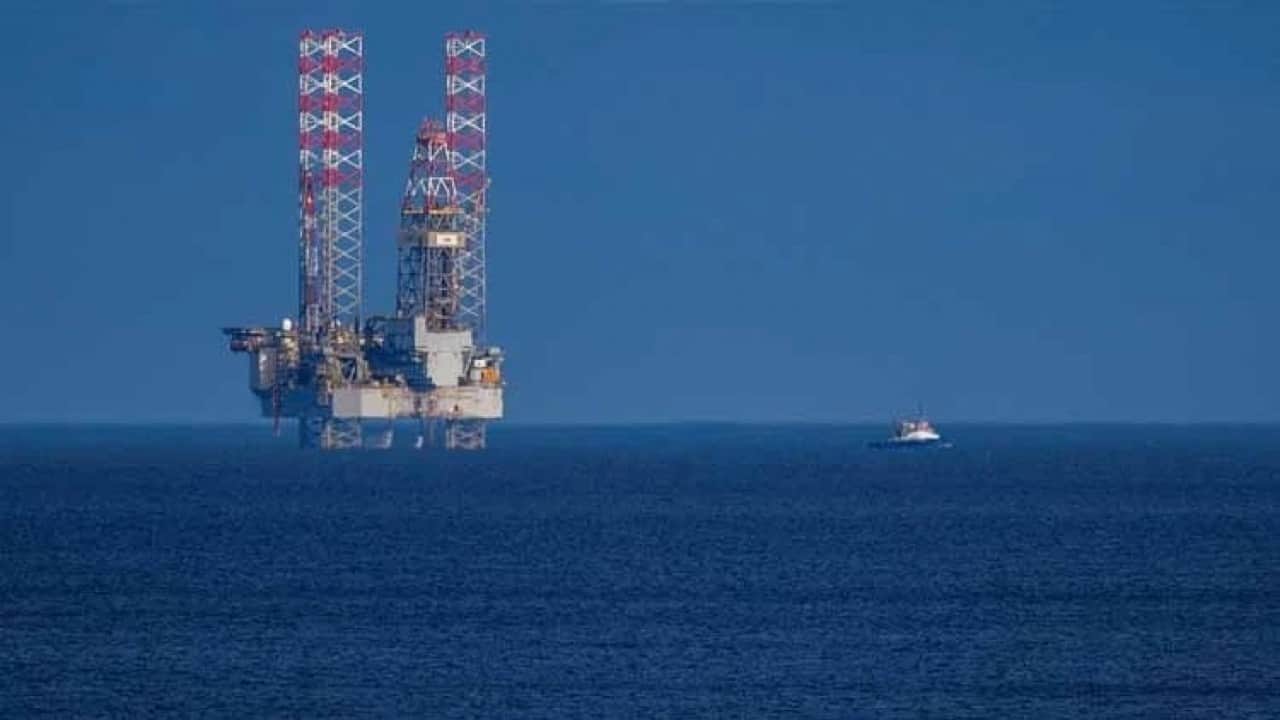Foto - Kimsenin girmeye cesaret edemediği rezerv yataklarına girildi: Her yerden petrol fışkırıyor