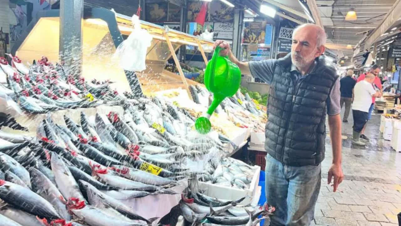 Foto - Kırmızı etin pabucunu dama attı: Tanesi 100 liradan satılıyor!