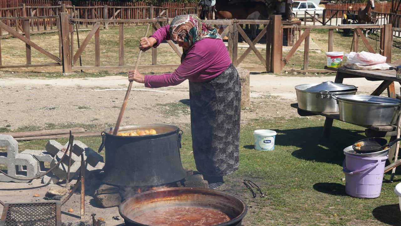 Foto - Kış hazırlıkları başladı! Bir kavanozu günlerce emek istiyor