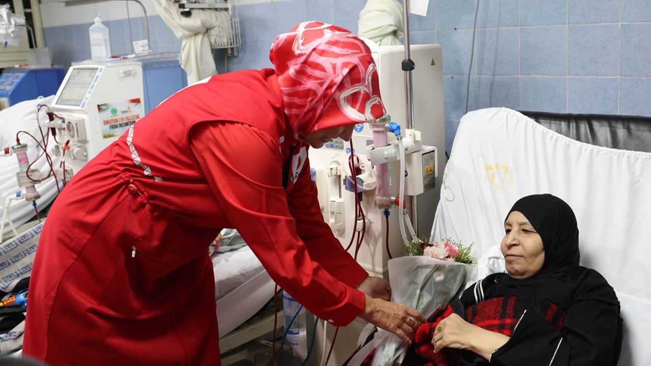 Foto - Kızılay Genel Başkanı Yılmaz Gazzeli hastaları ziyaret etti: Filistinli kardeşlerimizi yalnız bırakmayacağız