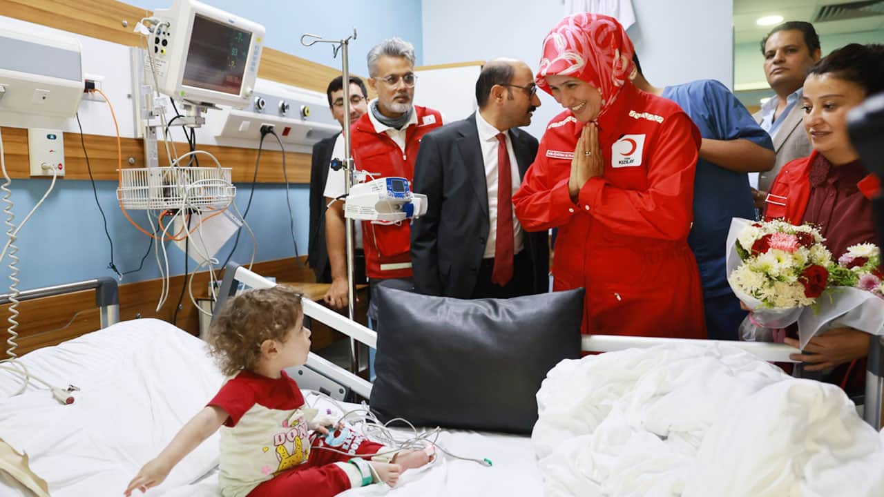 Foto - Kızılay Genel Başkanı Yılmaz Gazzeli hastaları ziyaret etti: Filistinli kardeşlerimizi yalnız bırakmayacağız