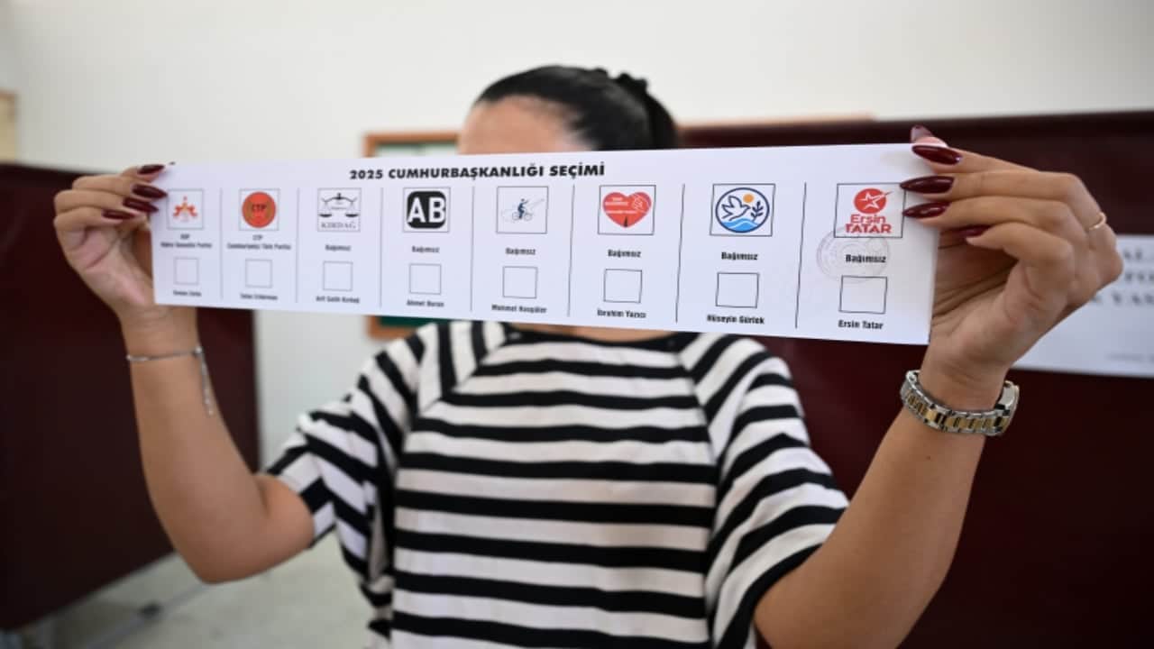 Foto - KKTC’li gazeteciden canlı yayında skandal "Türkiye" çağrısı! Yazıklar olsun size