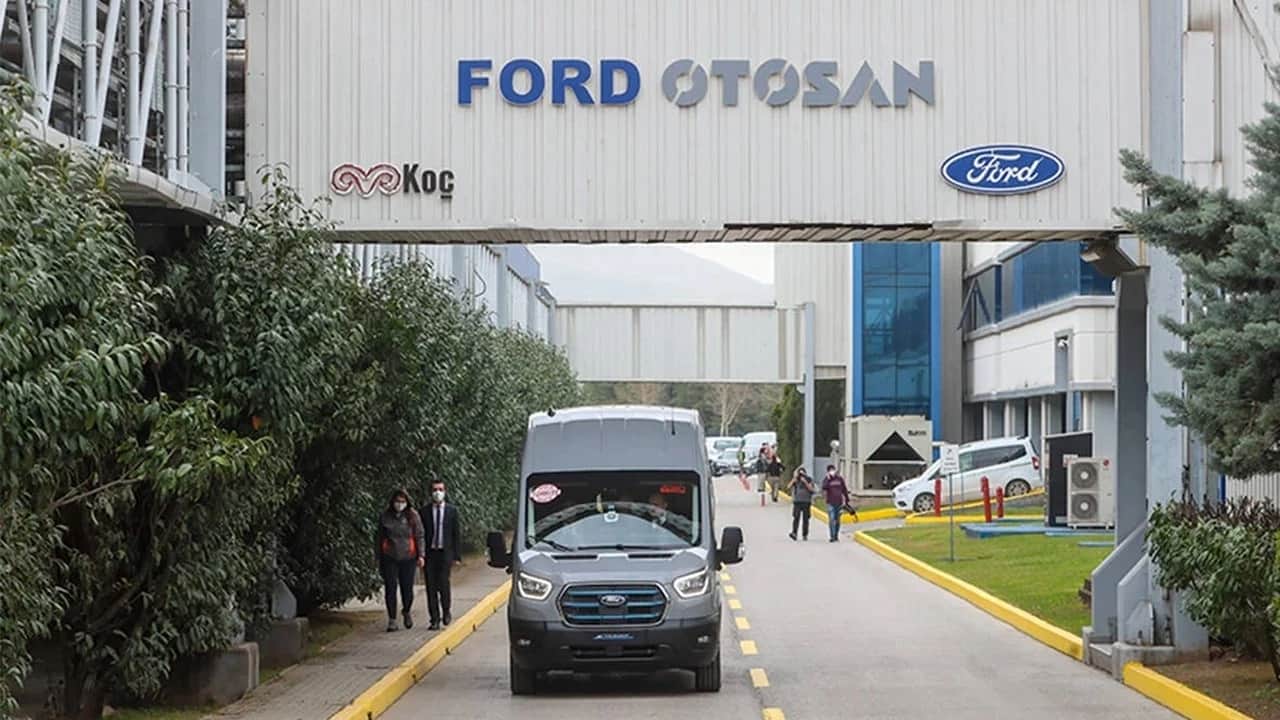 Foto - Koç Holding’e beklenmedik darbe! Kârı bıçak gibi kesildi, "büyük çöküş" sesleri arşa ulaştı