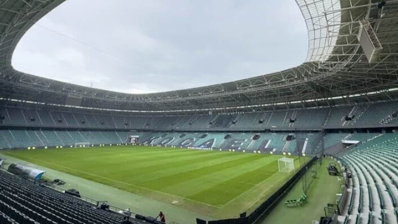 Foto - Kocaeli, Türkiye-Fransa maçına hazır: Milli maç sebebiyle tramvaylar ücretsiz