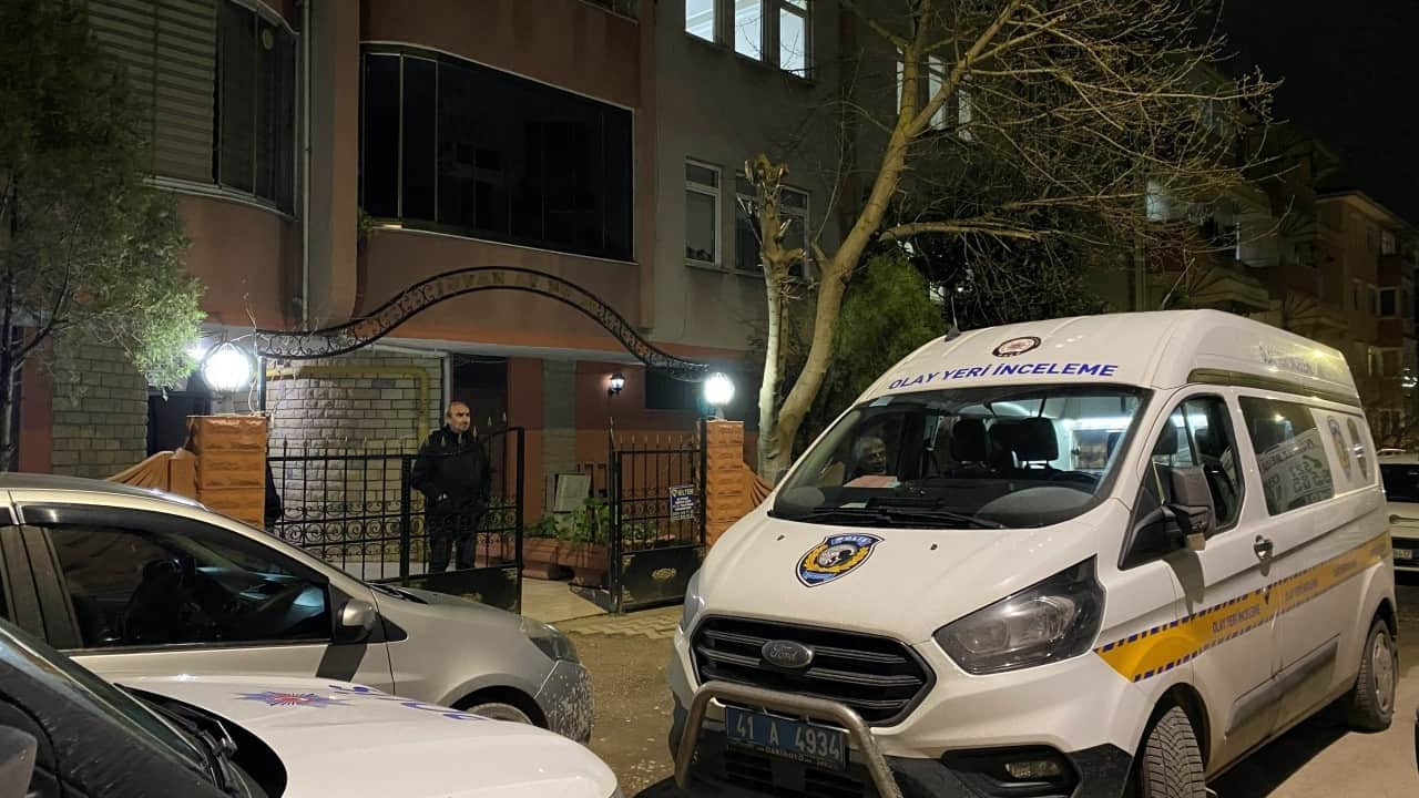 Foto - Kocaeli'de komşu vahşeti! 63 yaşındaki kadını boğazından kesip bileziklerini gasp eden zanlı hakim karşısında pişkince savunma yaptı!