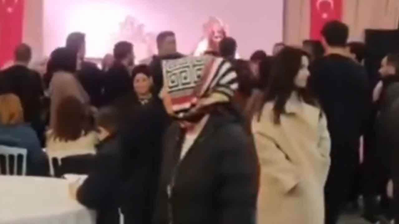 Foto - Köfteci Yusuf için kuyruklar oluştu: Sakallarından vazgeçmeyen arkadaşlarla vedalaşabiliriz