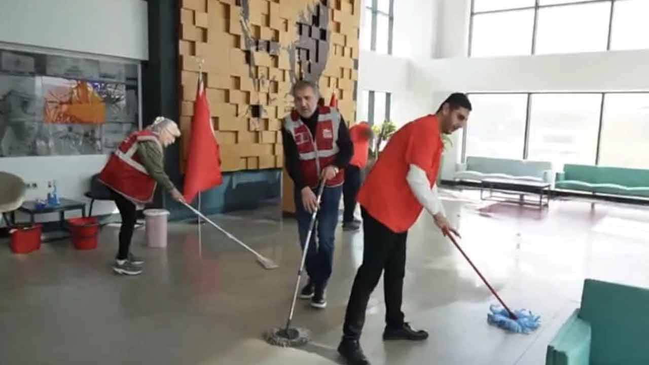 Foto - "Koltuklarımızda kurşun bulduk" dedi ama... Gürsel Tekin esas bombayı unuttu