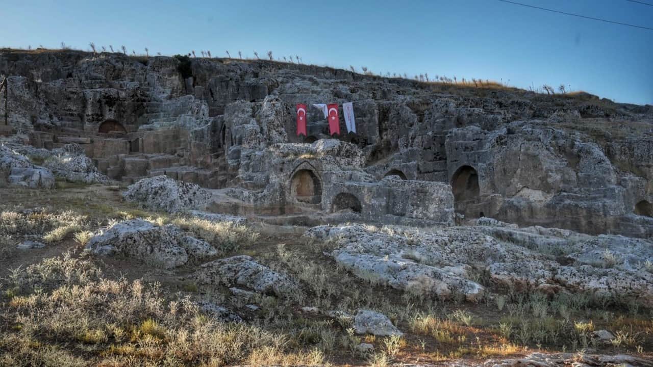 Foto - Kommagene'nin kadim kendi Perre'de çalışmalar sürüyor: Bakan Ersoy Adıyaman'da...