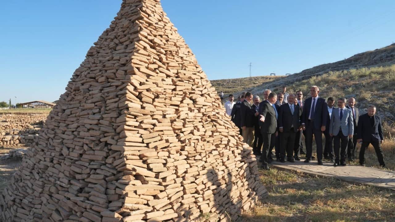 Foto - Kommagene'nin kadim kendi Perre'de çalışmalar sürüyor: Bakan Ersoy Adıyaman'da...