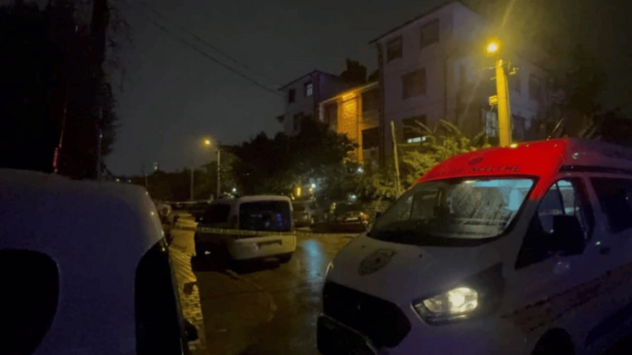 Foto - Silahı çıkarıp ateş etmeye başladı: 15 yaşındaki çocuk vuruldu!