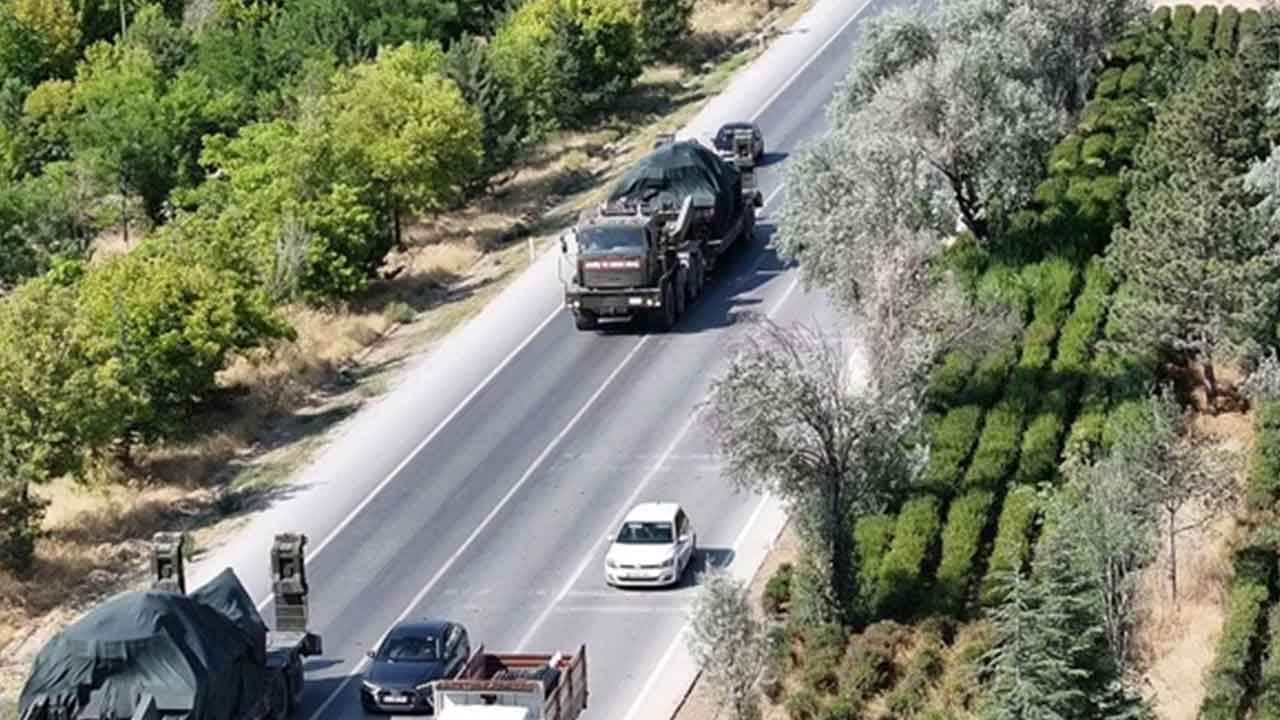 Foto - Konya’da sıcak saatler: Yüzlerce tank, askeri araç yola çıkıp ilerlemeye başladı