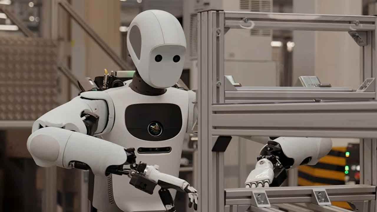 Foto - Korkulan senaryo maalesef gerçek oldu: Binlerce robot bir anda sahaya sürüldü