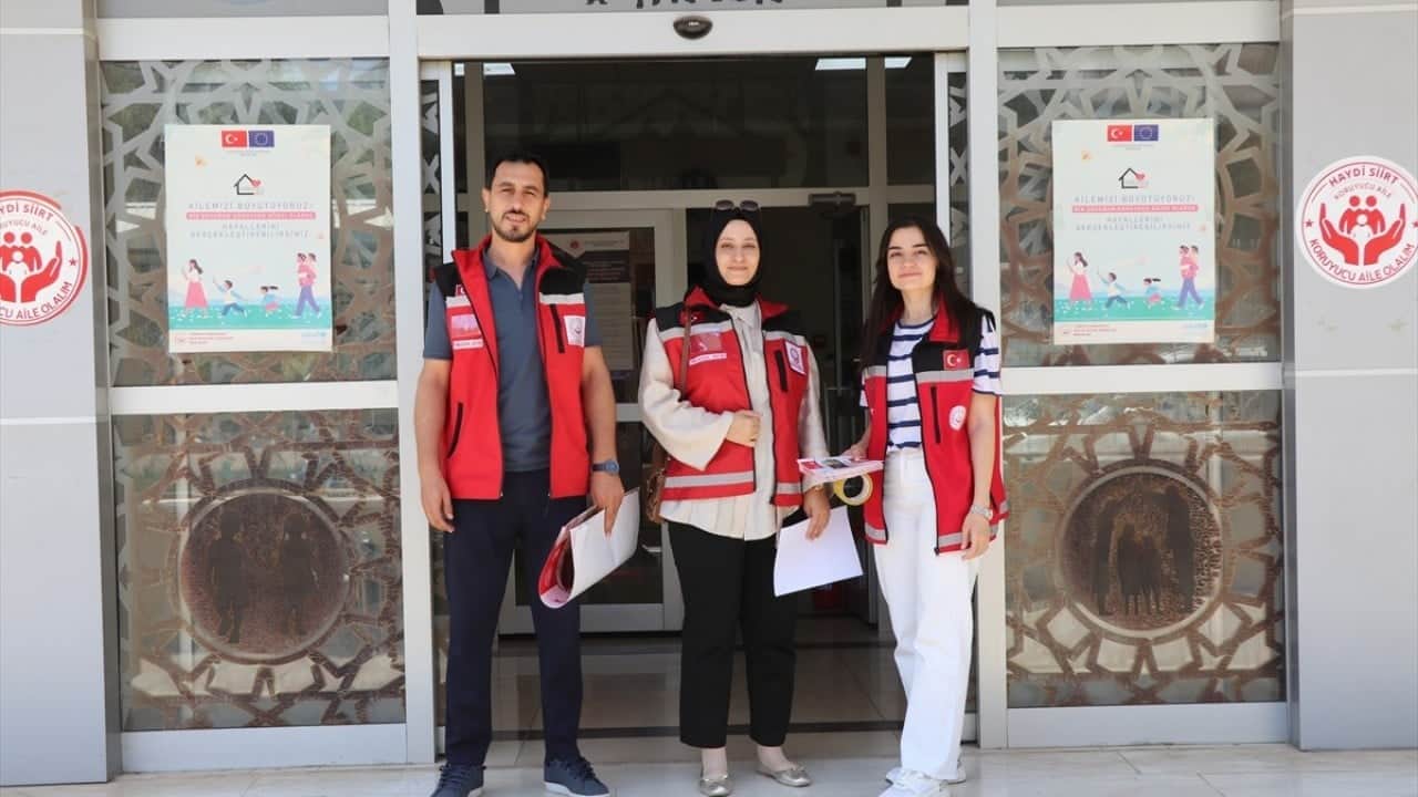 Foto - Köy köy gezip her kapıyı çalıyorlar Bakanlıktan evlilik seferberliği