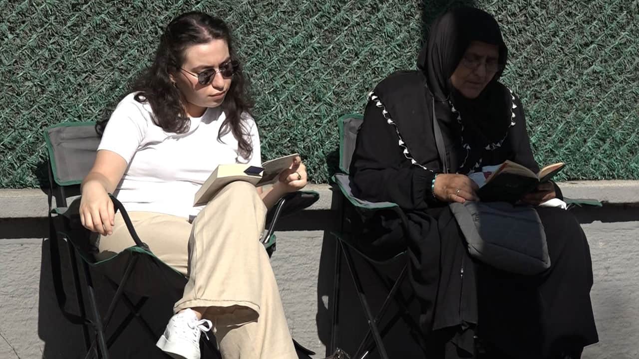 Foto - KPSS’ye dakikalar kala kimliğini unuttuğunu fark etti! Anne ve motosikletli polis seferber oldu