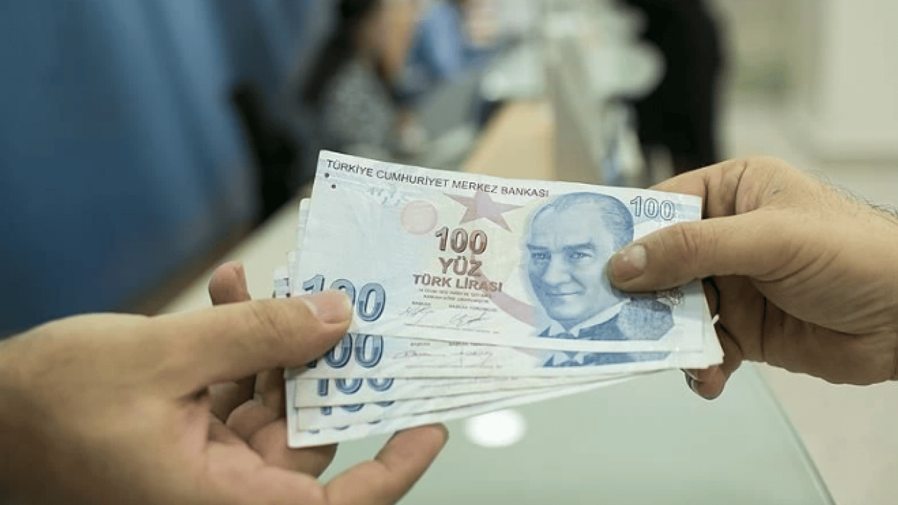 Foto - Kredi kartı kullananlar dikkat! Borcunuz fark etmeden büyüyor olabilir