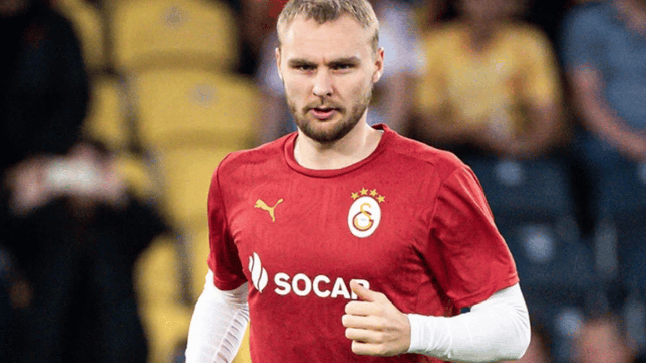 Foto - Kritik saatlere doğru: Danimarkalı stoper için ya tamam ya devam...