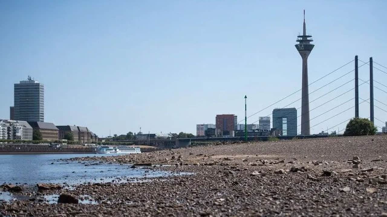 Foto - Kriz uzaydan bile görüldü! Kuraklık Avrupa’nın damarlarını kesti