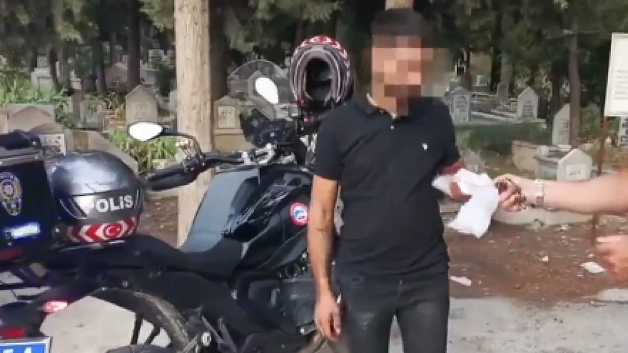 Foto - Kulağınıza küpe olsun: Trafikte bunu yapana 543 bin lira ceza!