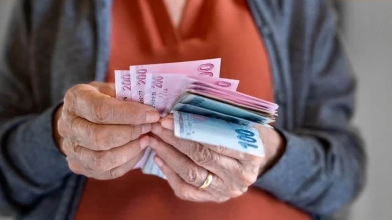 Foto - Kulislerdeki iddia gerçek olursa yüzler gülecek! Emekliye bir defaya mahsus 'dev zam' 