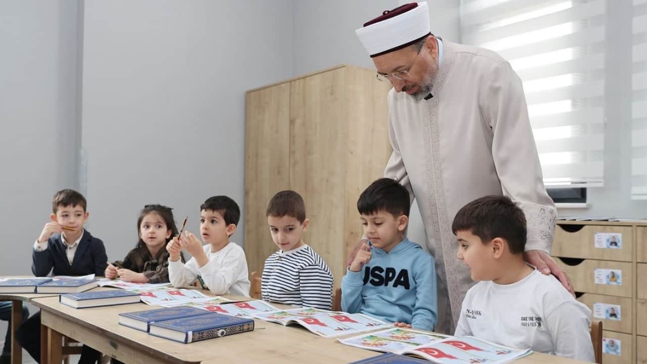 Foto - ‘Kur'an Kursları’nın 2026-2027 eğitim-öğretim yılı başladı! Diyanet İşleri Başkanı Arpaguş mesaj yayımladı
