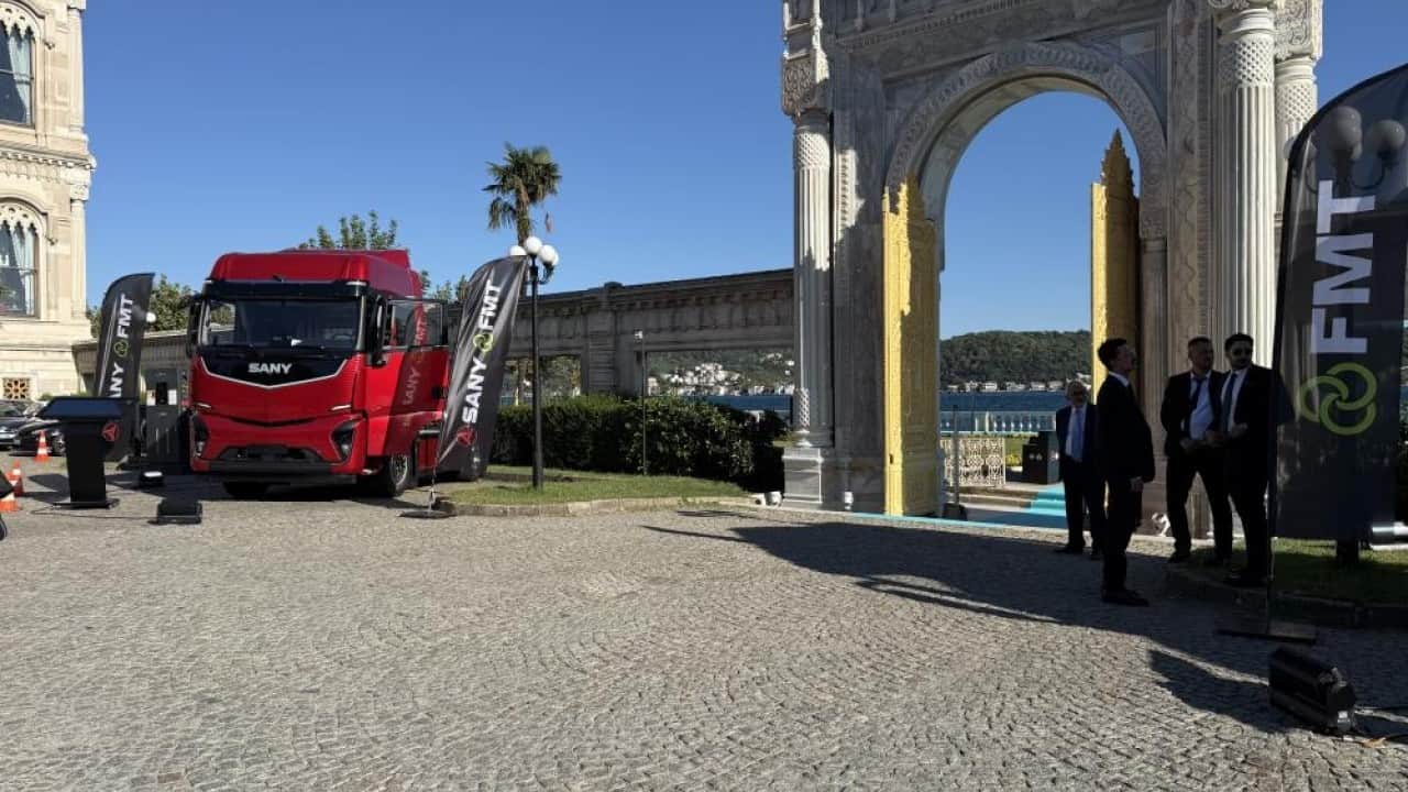 Foto - Küresel üs hazırlığı Elektrikli araçların yolu Türkiye’den geçecek