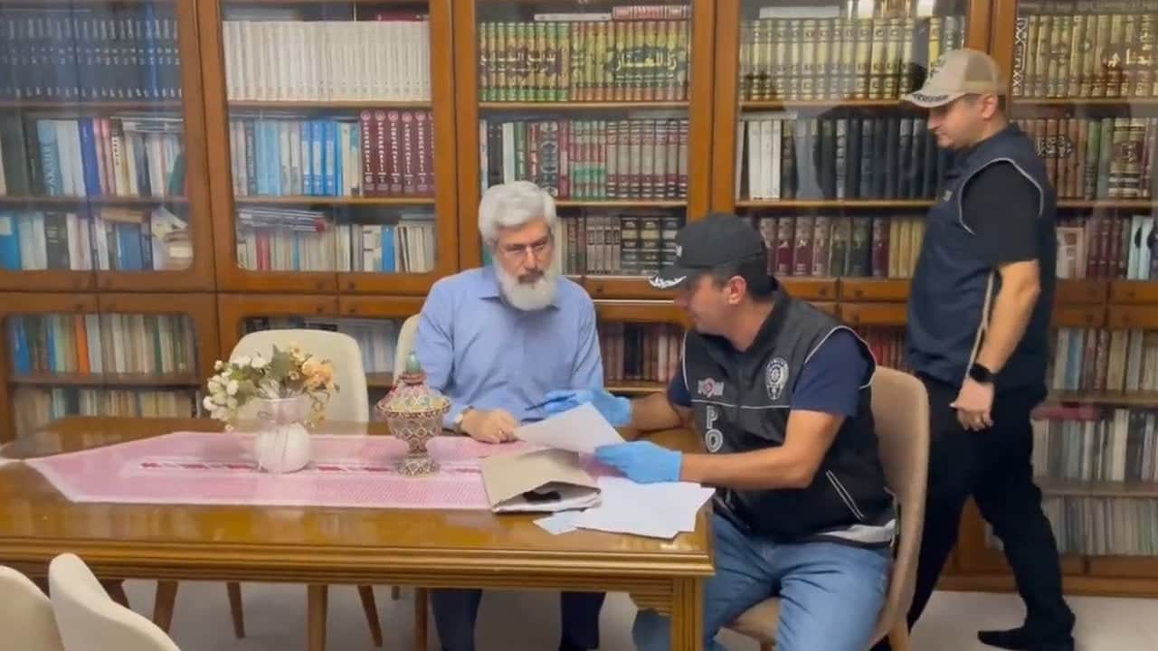 Foto - Kuytulcularda meğer her yol varmış! "Hocahanım" kendini yargıç ilan edip neler yapmış neler: İran modeli casusluk ve falaka detayları da tam bomba