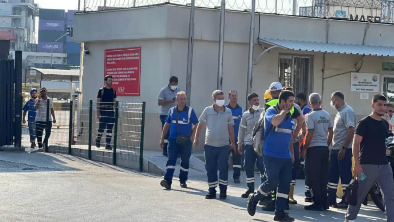 Foto - Limanda kimyasal sızıntı paniği: Çalışanlar tahliye edildi!