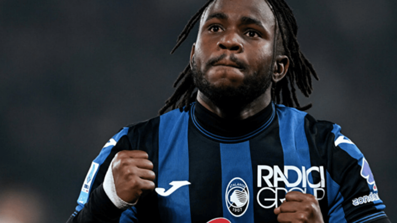 Foto - Lookman transferi bitti uçağı bile hazır! O da ihtimaller arasında geçti ve bitti...