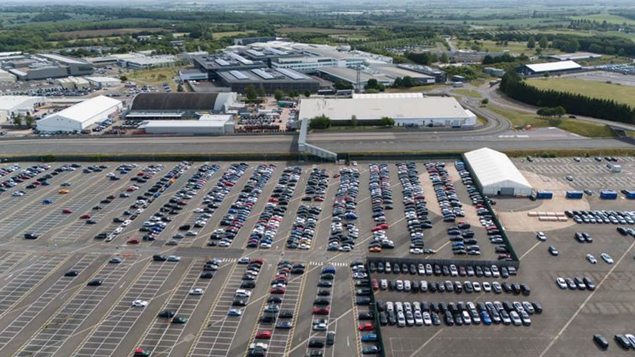 Foto - Lüks otomobil devinde alarm zilleri! Jaguar Land Rover 4 bin kişiyi işten çıkaracak