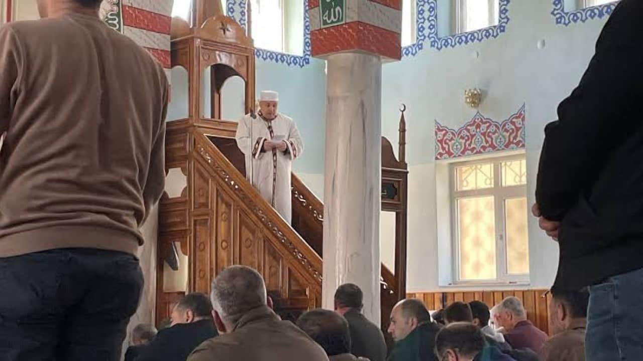 Foto - Malazgirt Zaferi ve Büyük Taarruz Cuma hutbesinin konusu ’vatan ve bağımsızlık’ oldu