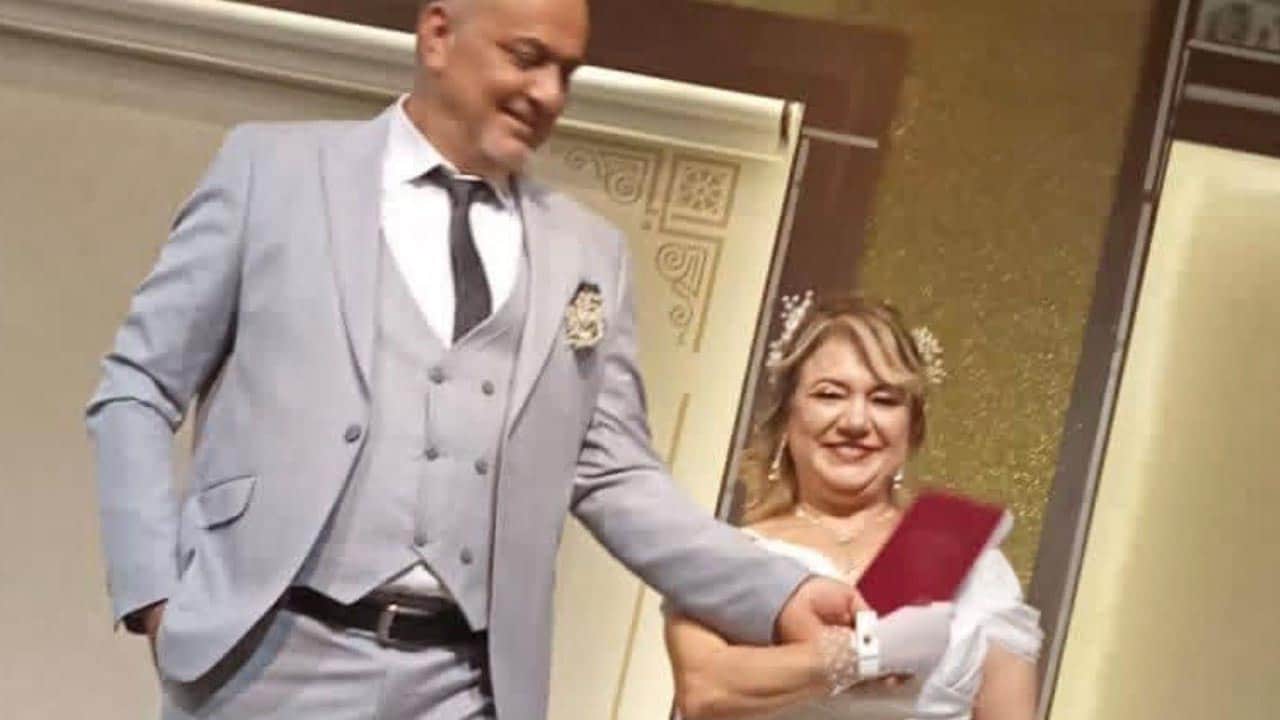 Foto - Manisa’yı yasa boğan olay: Evli çift evlerinde ölü bulundu