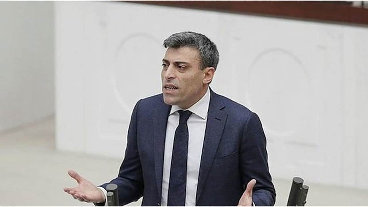 Foto - Mansur Yavaş da değil, Ekrem İmamoğlu da... Özgür Özel’in cumhurbaşkanı adaylığı için görüştüğü isim herkesi ters köşe yapacak