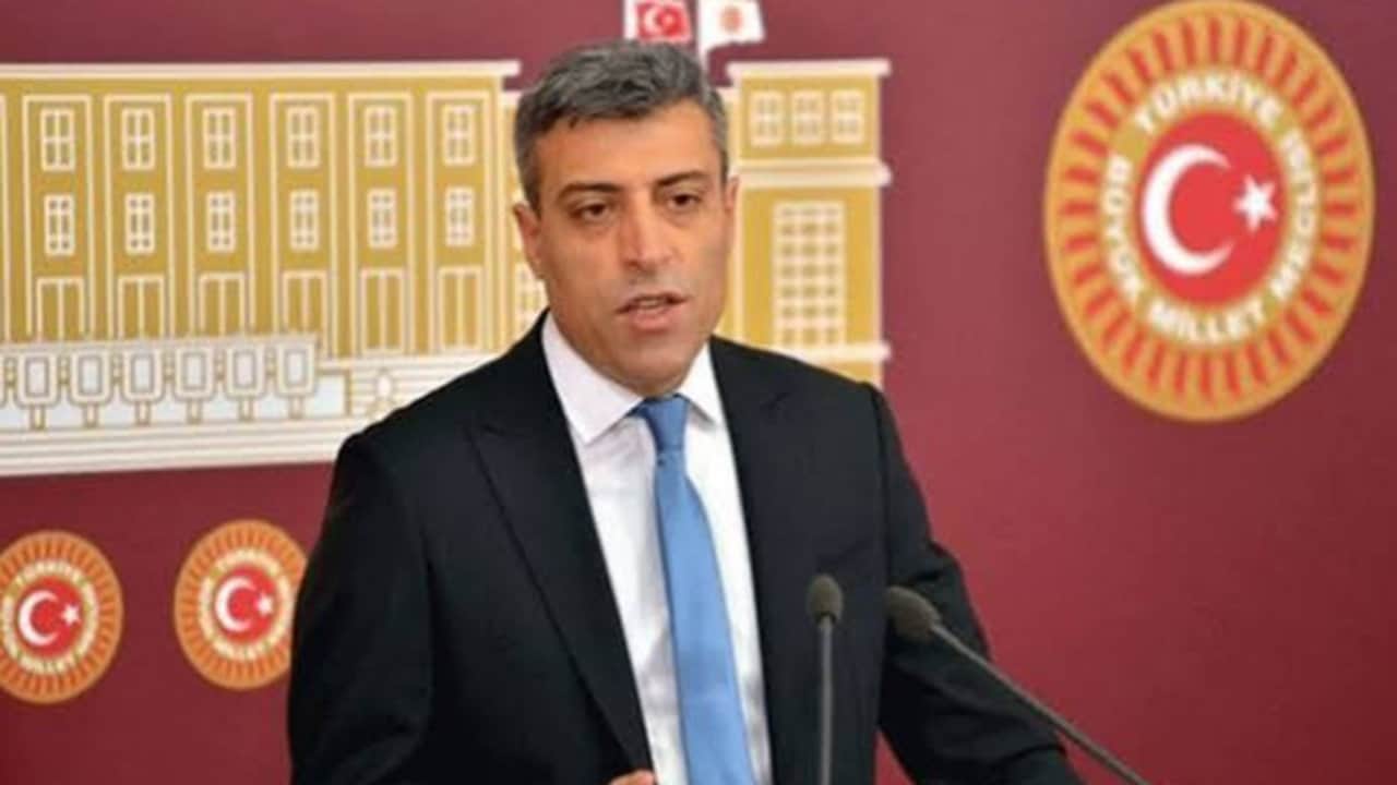 Foto - Mansur Yavaş da değil, Ekrem İmamoğlu da... Özgür Özel’in cumhurbaşkanı adaylığı için görüştüğü isim herkesi ters köşe yapacak