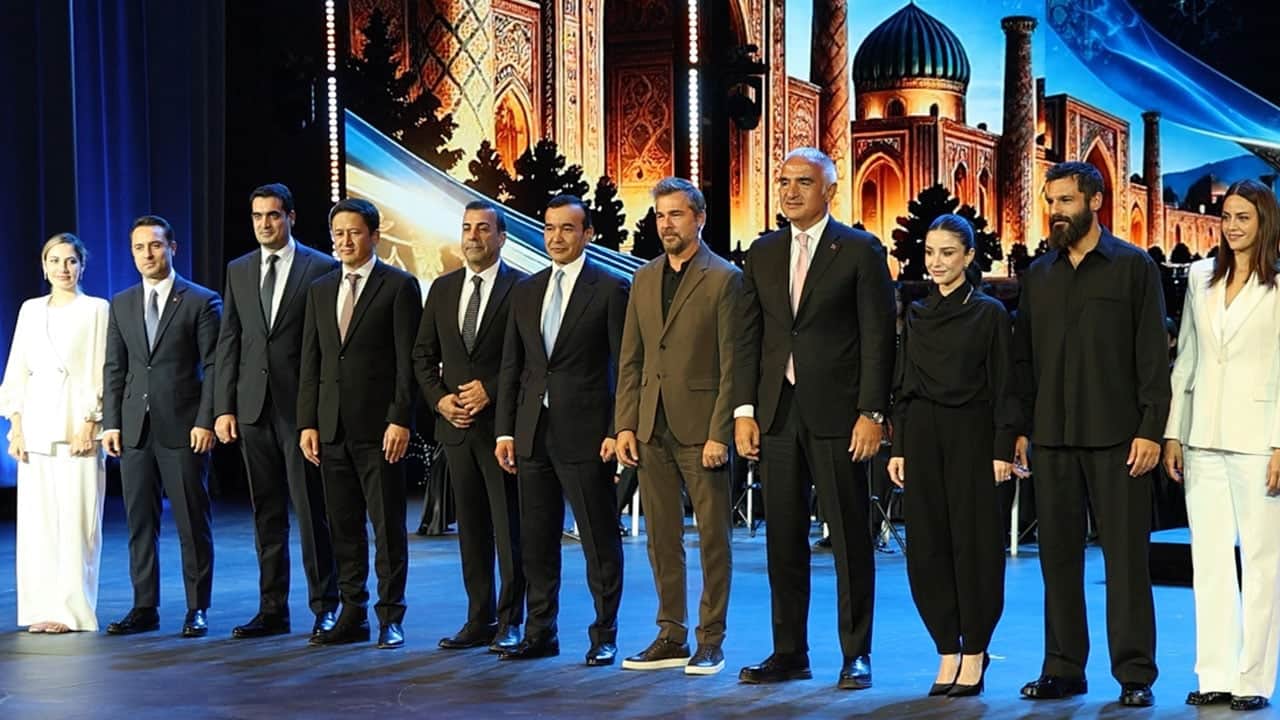 Foto - ‘Matüridi'nin Düşünce Dünyası’ kitabı Özbekçeye çevrildi! Bakanı Ersoy: Kardeşliğimiz daha da pekişti