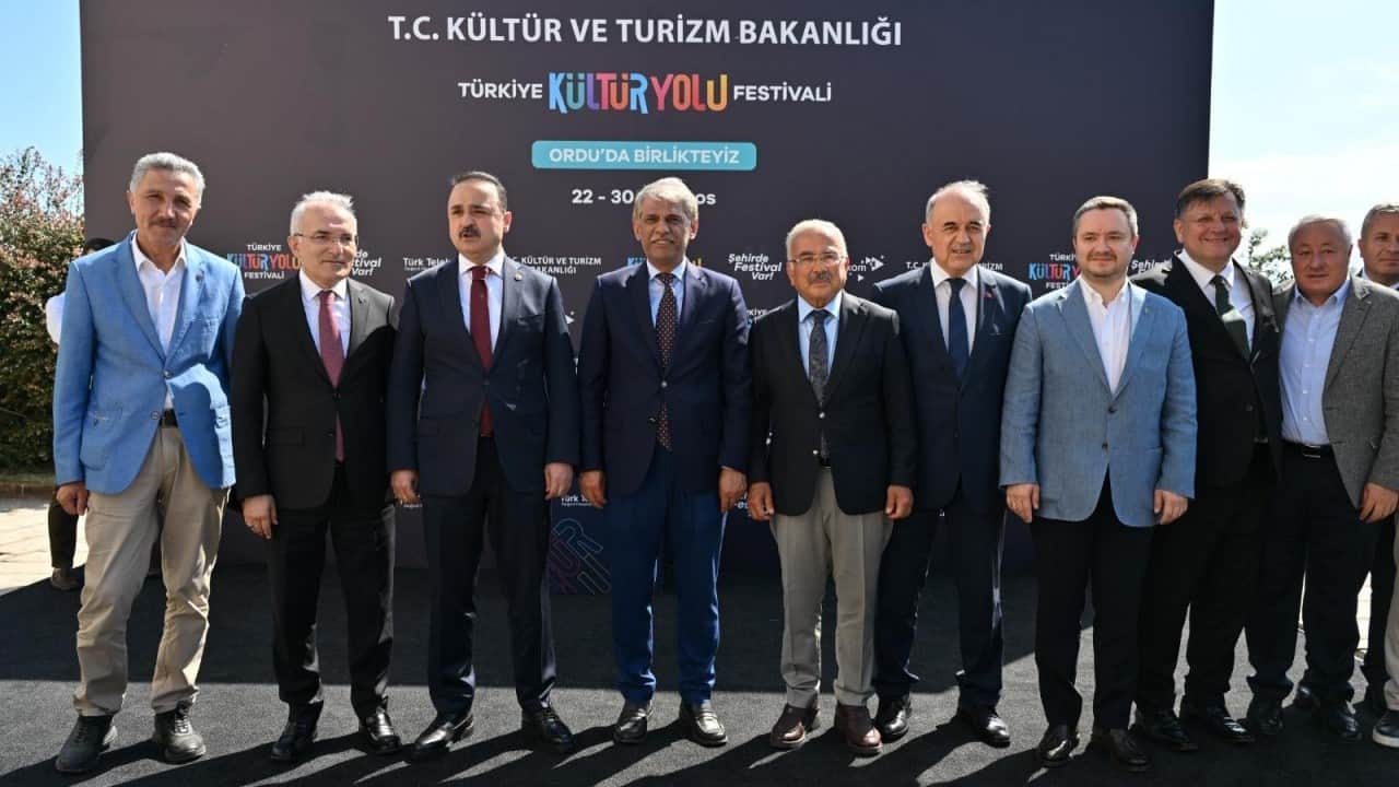 Foto - Maviyle yeşilin buluştuğu Ordu'da Türkiye Kültür Yolu Festivali zamanı...