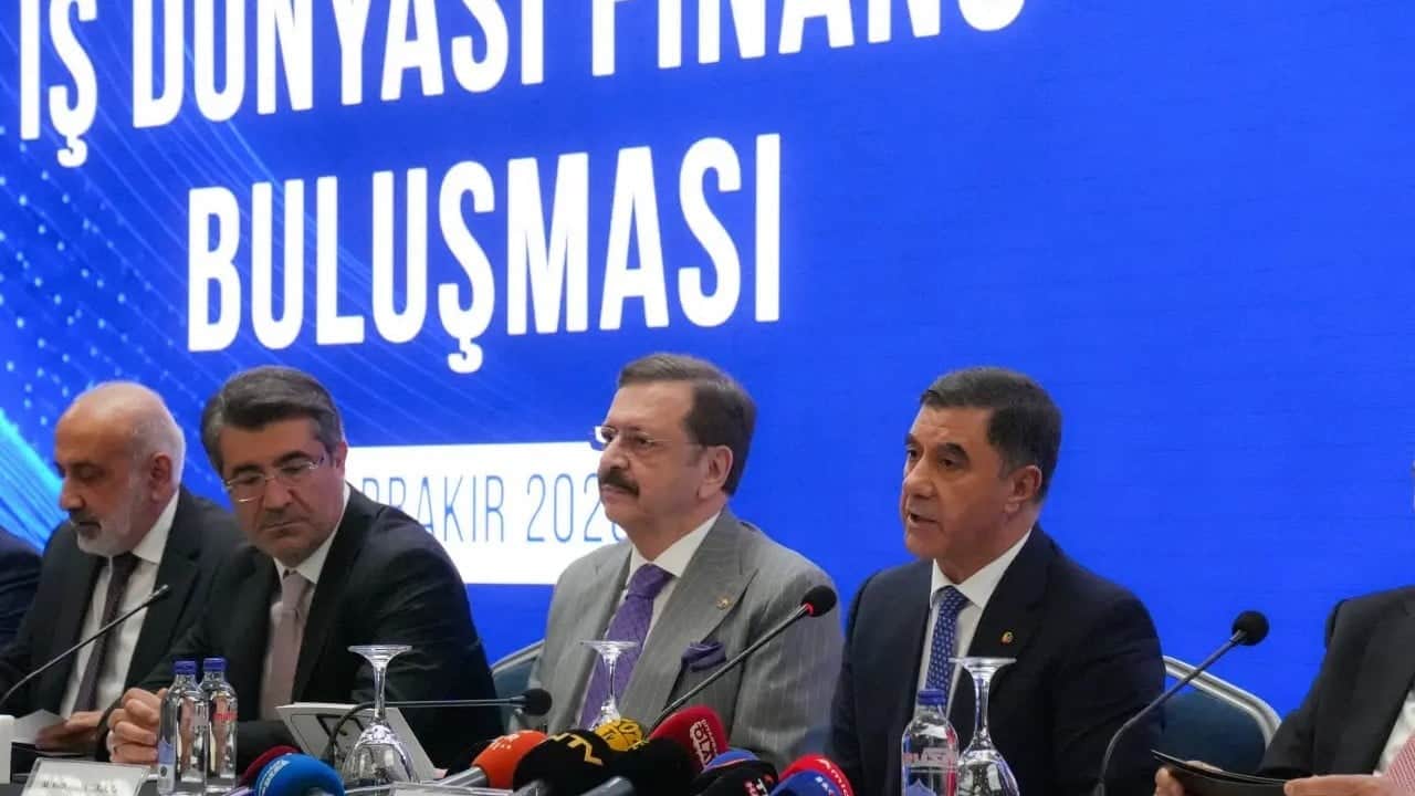 Foto - MB gecelik fonlama faizini 3 puan düşürmüştü: 3 kamu bankasından ilk açıklama geldi