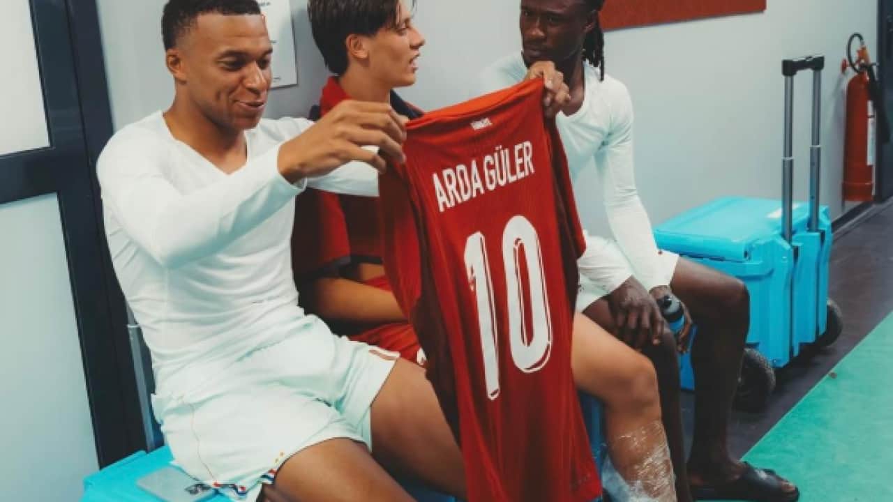 Foto - Mbappe'den maç sonu Arapça paylaşım! Arda Güler de yer aldı!