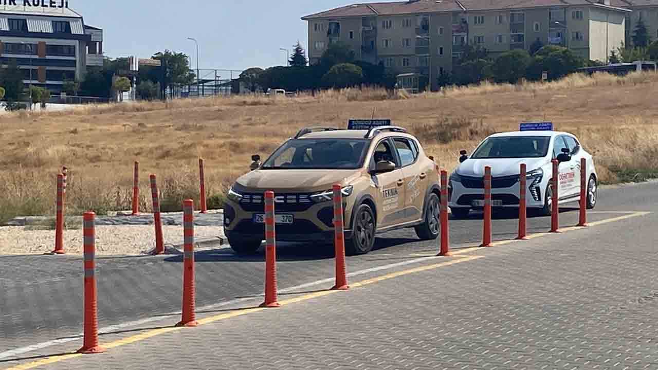 Foto - MEB’den ehliyet sınav sisteminde değişiklik: Sabit parkur yerine akan trafik dönemi