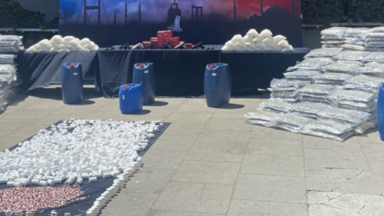 Foto - Megakentte narkotik temizliği: 164 zehir tacirinin fişi çekildi