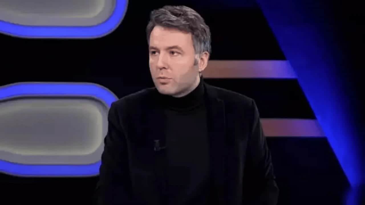 Foto - Mehmet Akif Ersoy'la ilgili iddialarda ismi geçiyordu: Cumhurbaşkanlığı İletişim Başkanlığı'ndaki görevinden istifa etti