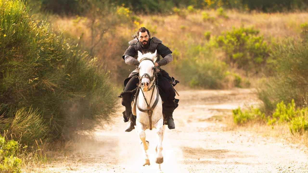 Foto - Mehmet Bozdağ'ın son bombası... Aşk ve Taht’tan ilk görüntüler geldi! İşte konusu