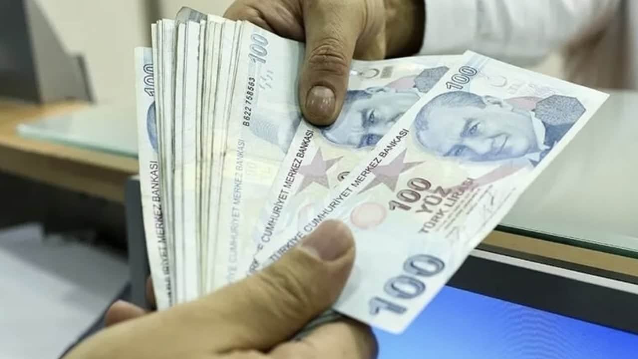 Foto - Memur ve emekli maaşlarında "100 bin TL" detayı: 4 farklı senaryo netleşiyor