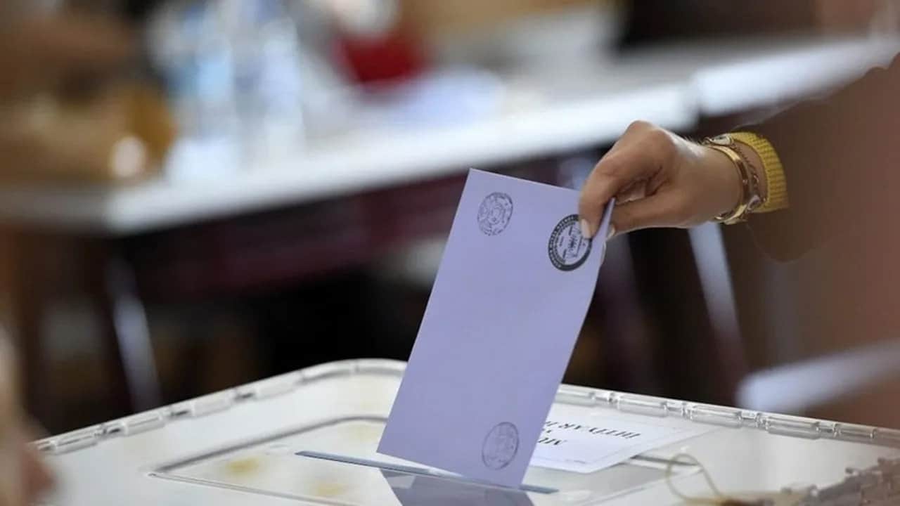 Foto - Merakla beklenen seçim anketinin sonuçları yayınlandı! İşte partilerin son oy oranları