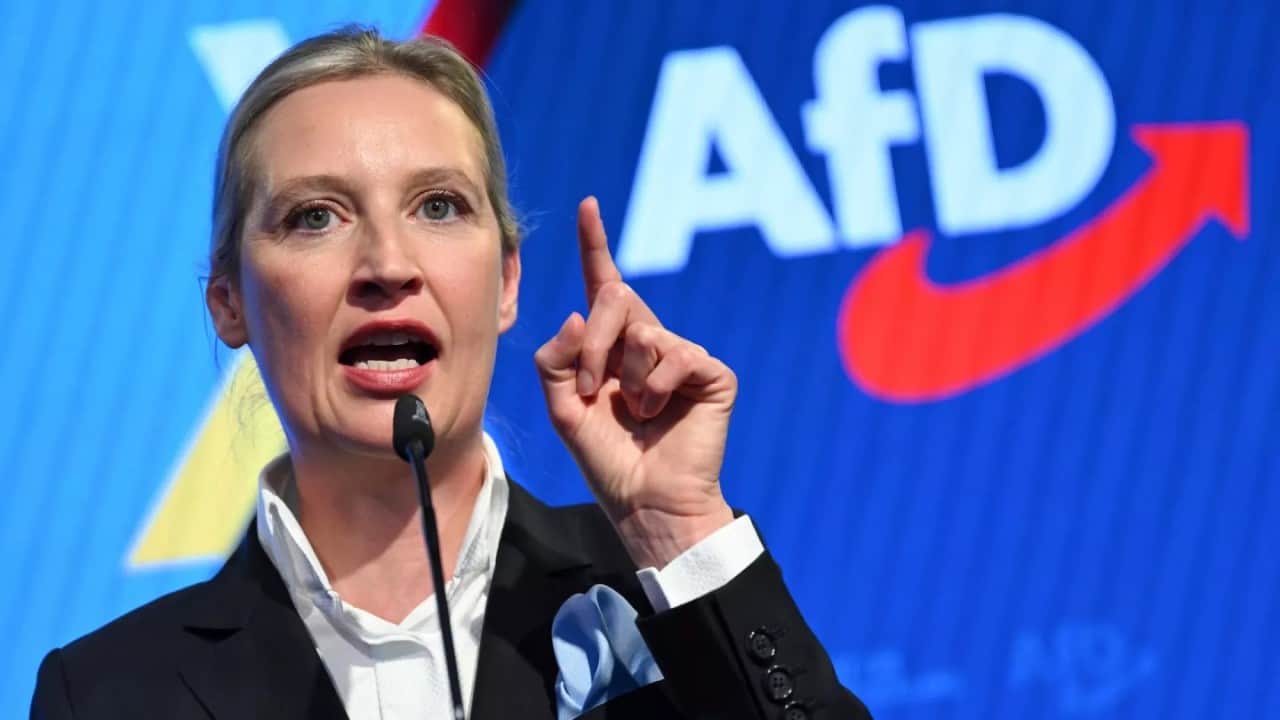 Foto - Merkel’den AfD yorumu! Kalbim kan ağlıyor