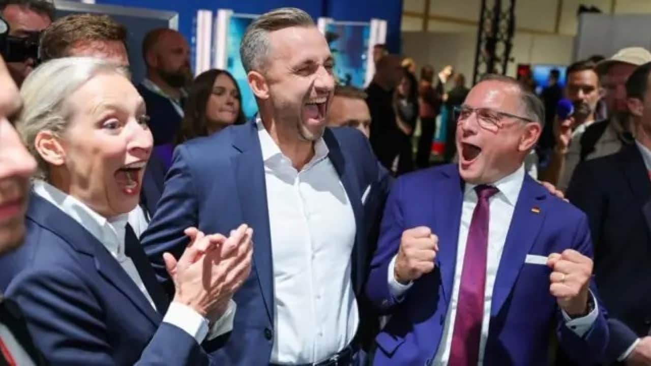 Foto - Merkel’den AfD yorumu! Kalbim kan ağlıyor