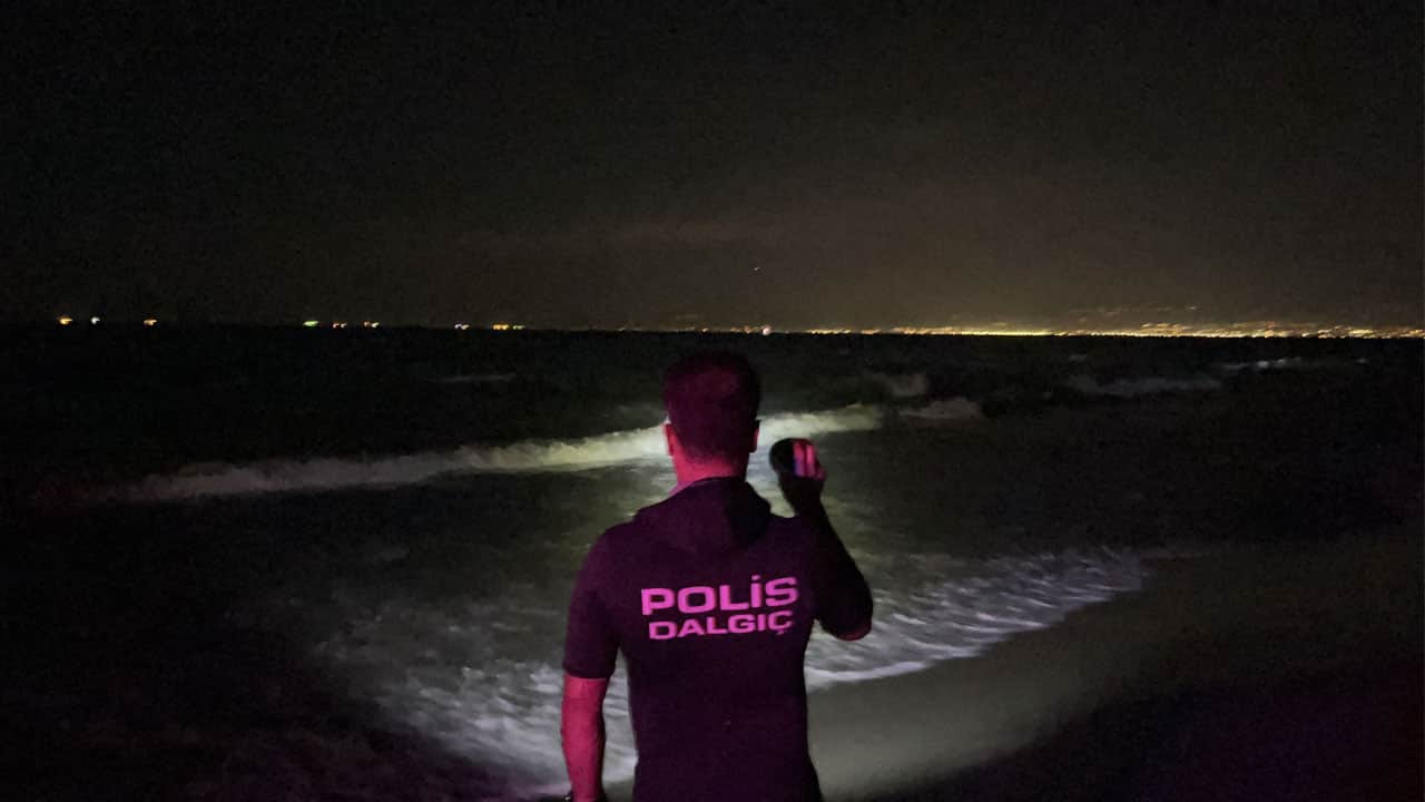 Foto - Mersin'de facia... Kayıp yeğen aranıyor! 5 kişilik aileden 3'ü boğuldu