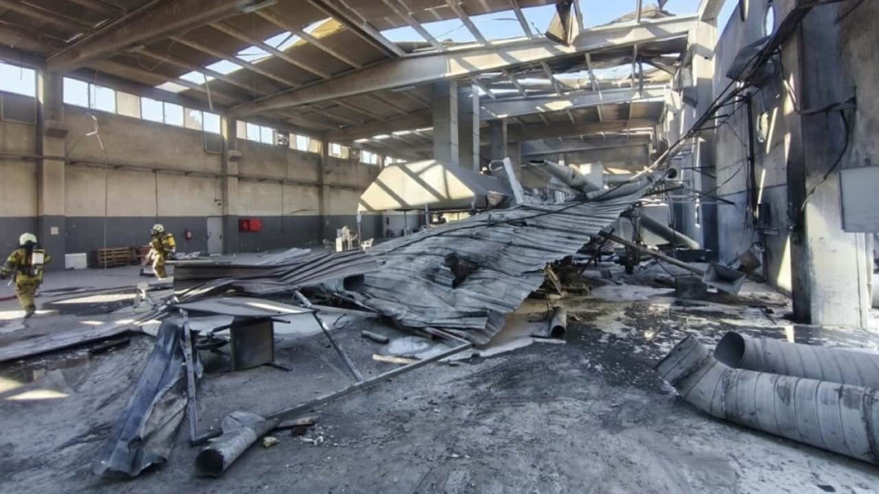 Metal fabrikasında korkunç patlama! 3'ü ağır, 7 işçi yaralı
