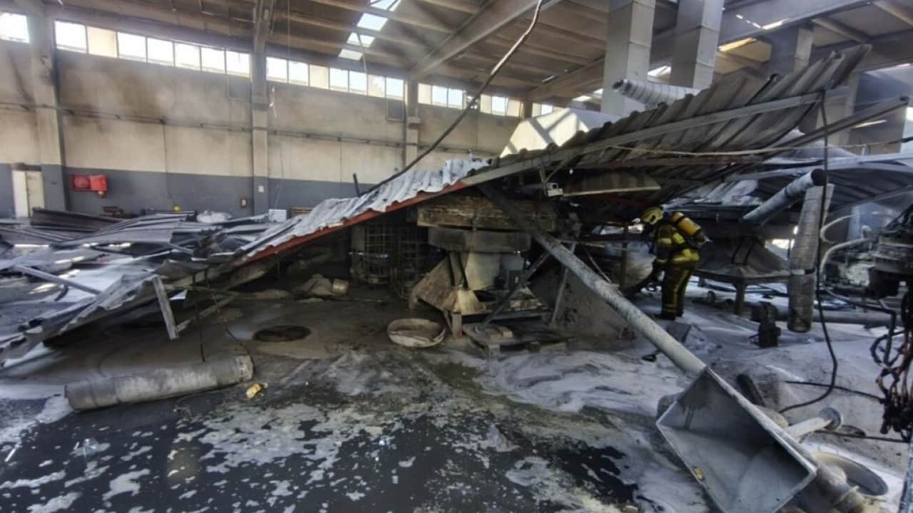 Foto - Metal fabrikasında korkunç patlama! 3'ü ağır, 7 işçi yaralı