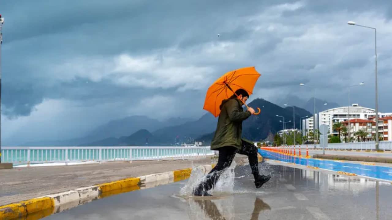 Meteoroloji saat vererek uyardı: 15 kent için alarm durumu!