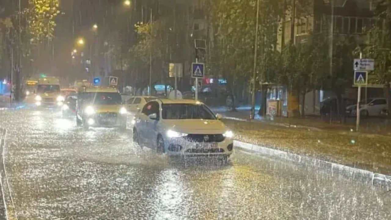 Foto - Meteoroloji saat vererek uyardı: 15 kent için alarm durumu!